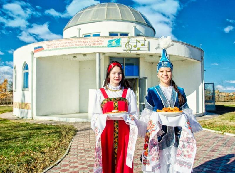 Курмангазы Сагырбаев, Центр Курмангазы, народы, туризм, казах, главная